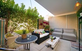 Fully Equipped Apartment With Terrace Sleeps 4